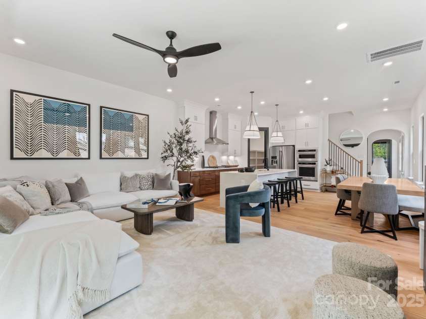 4117 Sarah Drive, Charlotte, NC 28217.  MLS# CAR4268791, YatesRealty ID 28969. 