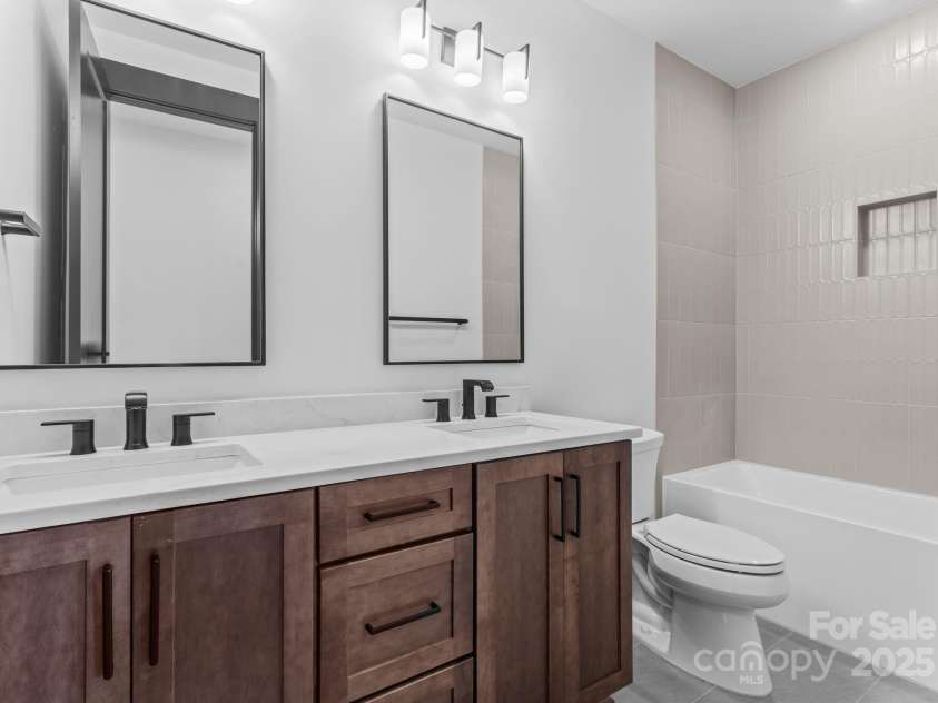 4117 Sarah Drive, Charlotte, NC 28217.  MLS# CAR4268791, YatesRealty ID 28969. 