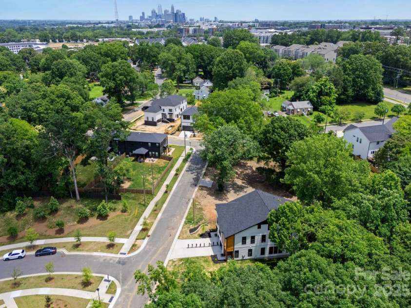 4117 Sarah Drive, Charlotte, NC 28217.  MLS# CAR4268791, YatesRealty ID 28969. 