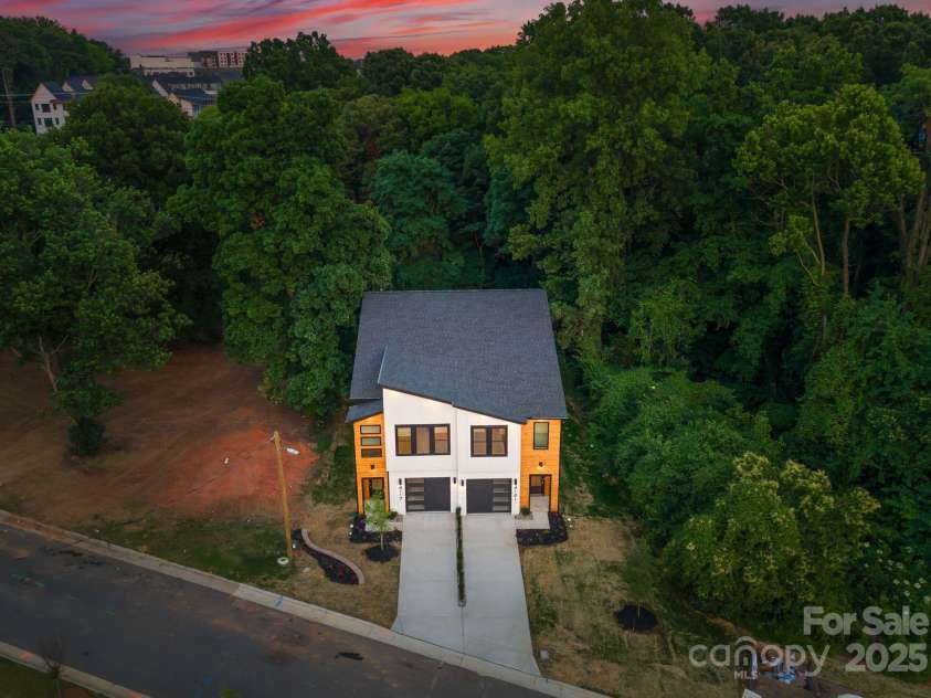 4117 Sarah Drive, Charlotte, NC 28217.  MLS# CAR4268791, YatesRealty ID 28969. 