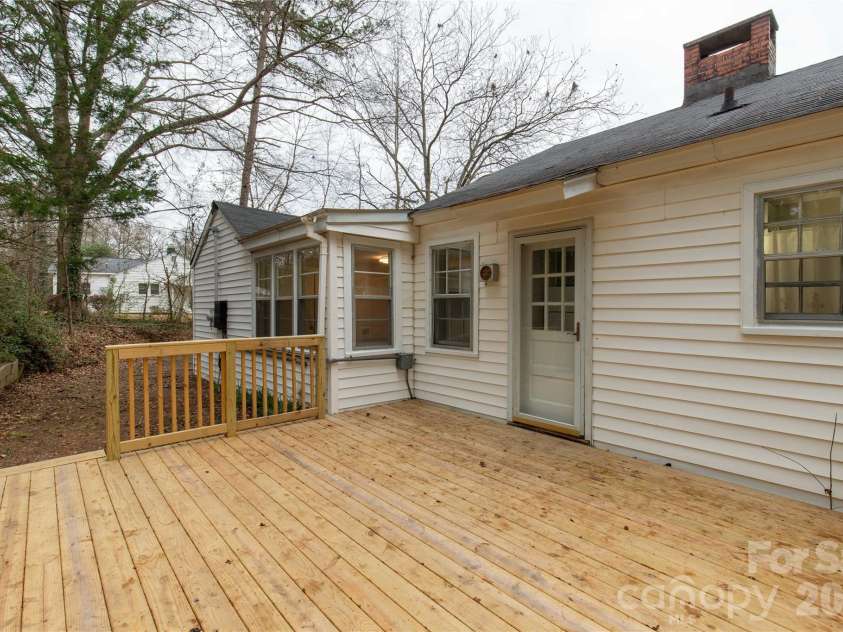 1250 Hampton Grace Avenue, Lancaster, SC 29720.  MLS# CAR4335776, YatesRealty ID 2897. 