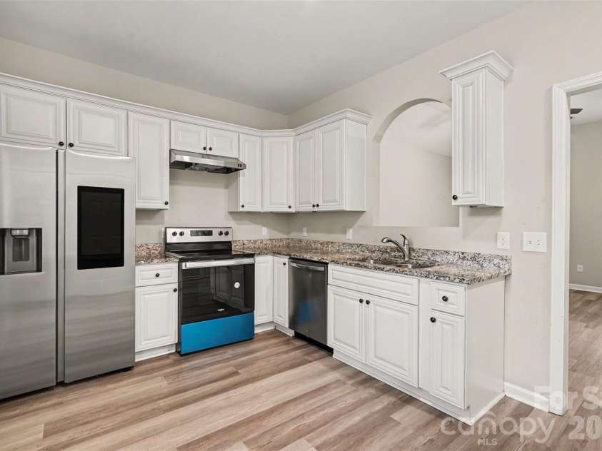 635 Johns Lane, Gastonia, NC 28052.  MLS# CAR4387608, YatesRealty ID 28971. 
