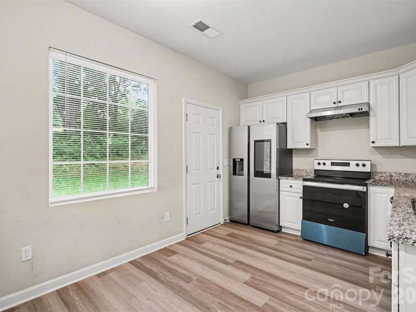 635 Johns Lane, Gastonia, NC 28052.  MLS# CAR4387608, YatesRealty ID 28971. 