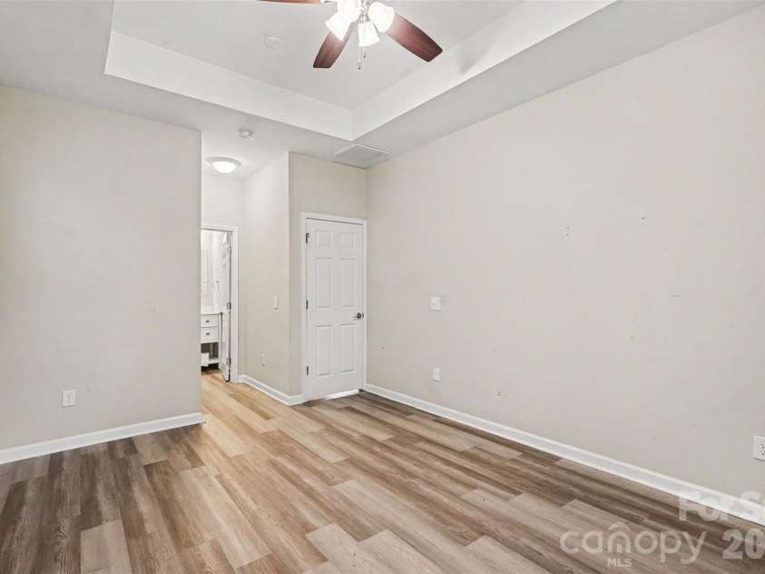 635 Johns Lane, Gastonia, NC 28052.  MLS# CAR4387608, YatesRealty ID 28971. 