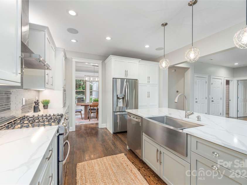 112 Mountain Drive, Biltmore Lake, NC 28715.  MLS# CAR4278930, YatesRealty ID 28972. All new appliances too!