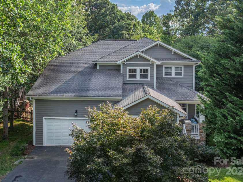 112 Mountain Drive, Biltmore Lake, NC 28715.  MLS# CAR4278930, YatesRealty ID 28972. Home is walking distance to all amenities!