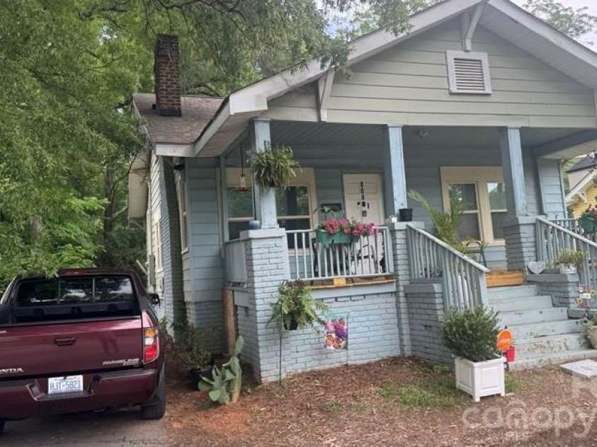 808 Norris Avenue, Charlotte, NC 28206.  MLS# CAR4390855, YatesRealty ID 28972. 