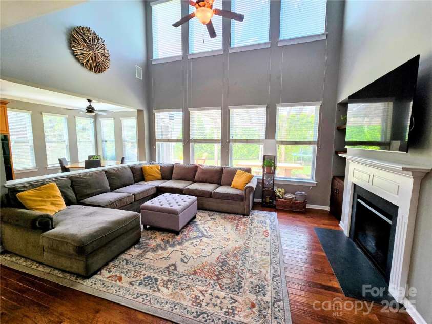 10302 Newbridge Road, Charlotte, NC 28278.  MLS# CAR4278155, YatesRealty ID 28974. 