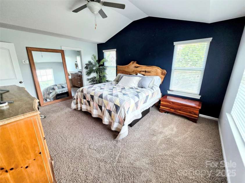 10302 Newbridge Road, Charlotte, NC 28278.  MLS# CAR4278155, YatesRealty ID 28974. 