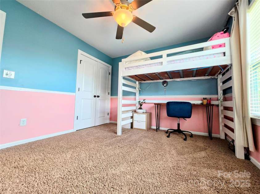 10302 Newbridge Road, Charlotte, NC 28278.  MLS# CAR4278155, YatesRealty ID 28974. 