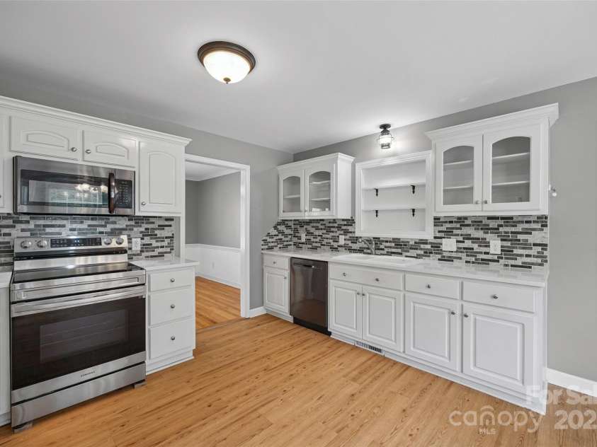 1961 Williford Woods Lane, Rock Hill, SC 29730.  MLS# CAR4283961, YatesRealty ID 28976. 