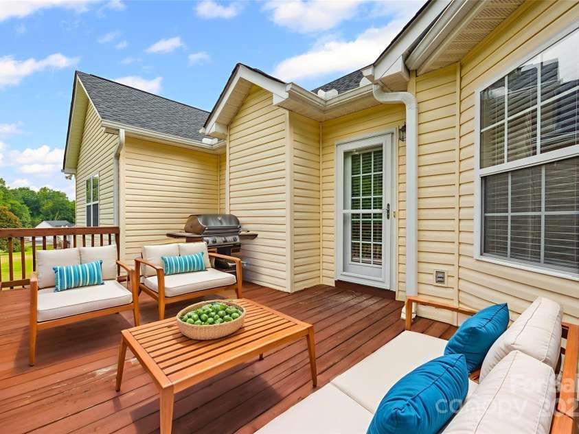 1961 Williford Woods Lane, Rock Hill, SC 29730.  MLS# CAR4283961, YatesRealty ID 28976. Virtually staged