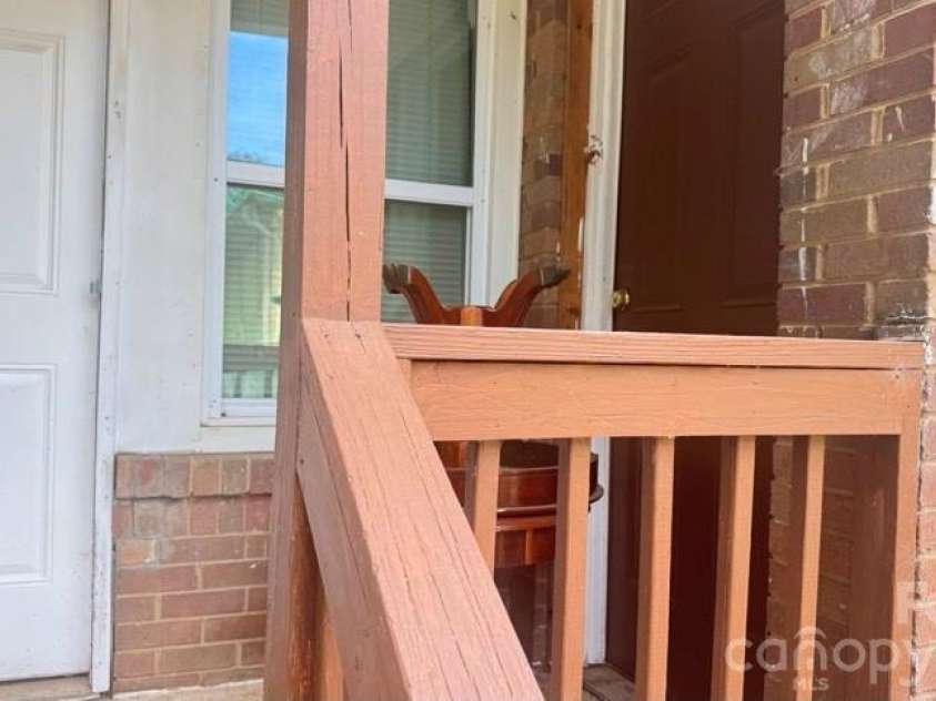 1661 &1665 Montana Drive, Charlotte, NC 28216.  MLS# CAR4390951, YatesRealty ID 28977. 