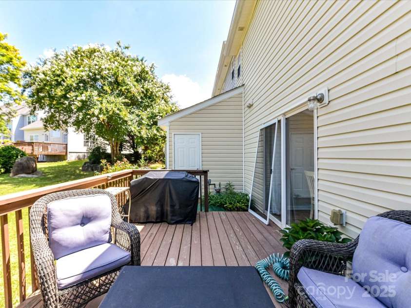931 Par One Court, Fort Mill, SC 29715.  MLS# CAR4281118, YatesRealty ID 28977. Huge Deck For Entertaining