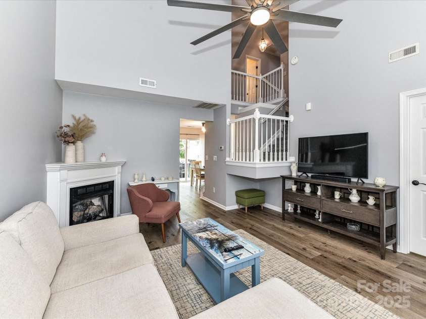 931 Par One Court, Fort Mill, SC 29715.  MLS# CAR4281118, YatesRealty ID 28977. Living Room 4