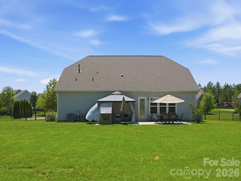 6548 Bridgemoor Drive, Indian Trail, NC 28079.  MLS# CAR4389316, YatesRealty ID 28978. 