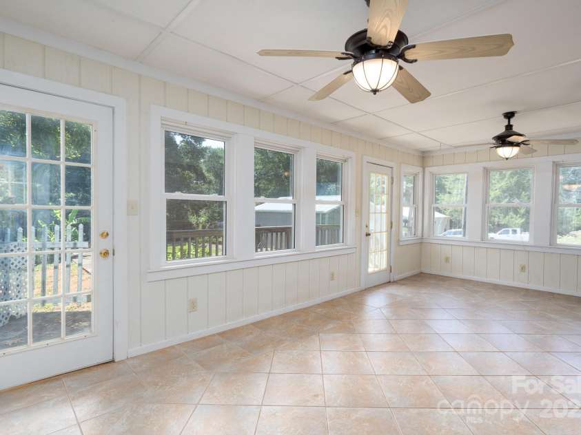 1085 Old Boiling Springs Road, Shelby, NC 28152.  MLS# CAR4279929, YatesRealty ID 28979. 