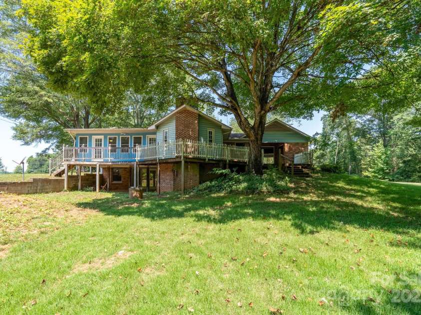 1085 Old Boiling Springs Road, Shelby, NC 28152.  MLS# CAR4279929, YatesRealty ID 28979. 