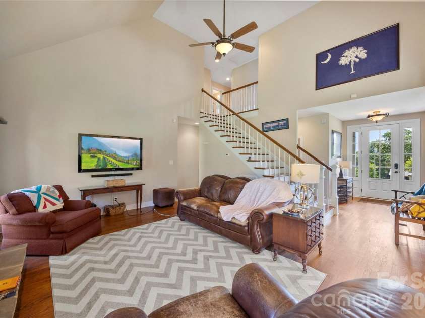 816 Springs Road, Dallas, NC 28034.  MLS# CAR4391040, YatesRealty ID 28979. 