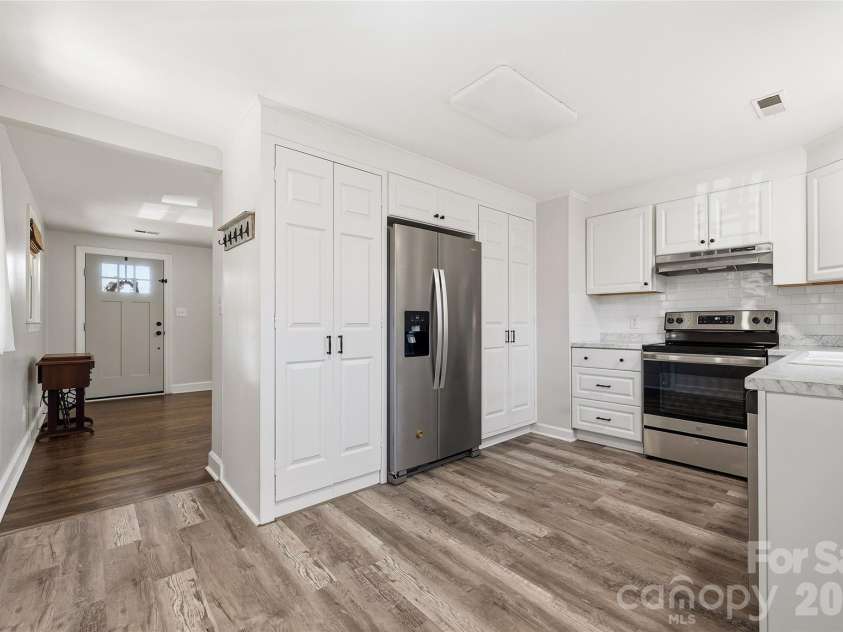 718 2nd Avenue, Conover, NC 28613.  MLS# CAR4335463, YatesRealty ID 2898. 