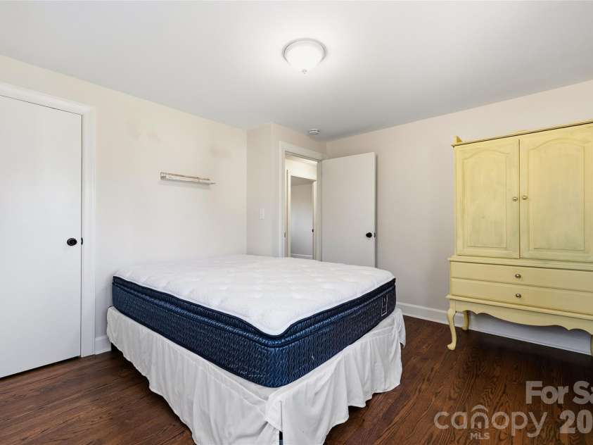 718 2nd Avenue, Conover, NC 28613.  MLS# CAR4335463, YatesRealty ID 2898. 