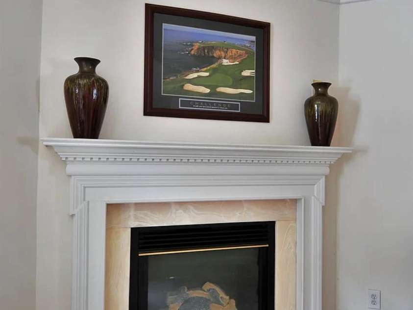 6918 Misty Pine Lane, Charlotte, NC 28217.  MLS# CAR4390936, YatesRealty ID 28980. Gas log fireplace