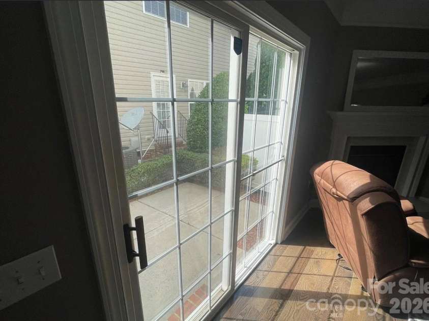 6918 Misty Pine Lane, Charlotte, NC 28217.  MLS# CAR4390936, YatesRealty ID 28980. Natural light from patio