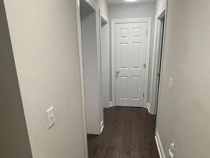 6918 Misty Pine Lane, Charlotte, NC 28217.  MLS# CAR4390936, YatesRealty ID 28980. Upper level hall