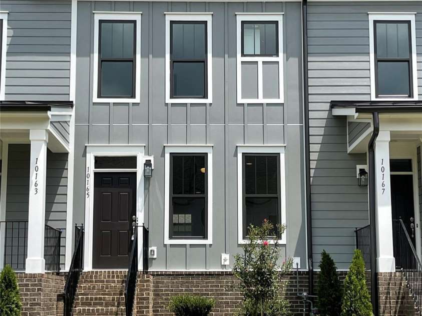 9923 Ansonborough Square, Huntersville, NC 28078.  MLS# CAR4284806, YatesRealty ID 28980. Front Exterior Example-Cambridge Plan