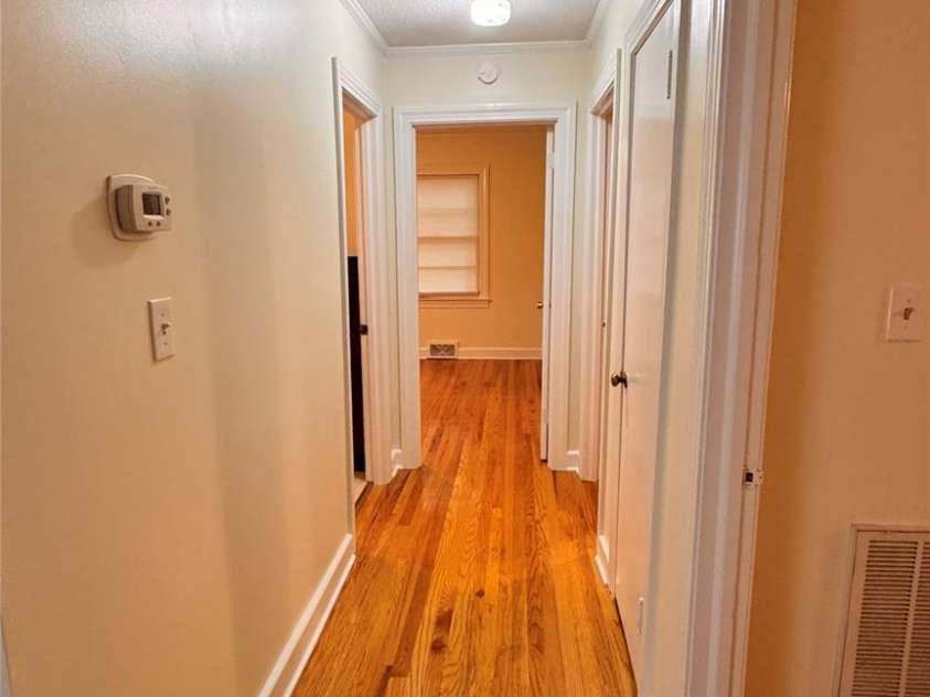 690 Brookdale Drive, Statesville, NC 28677.  MLS# CAR4390511, YatesRealty ID 28981. 