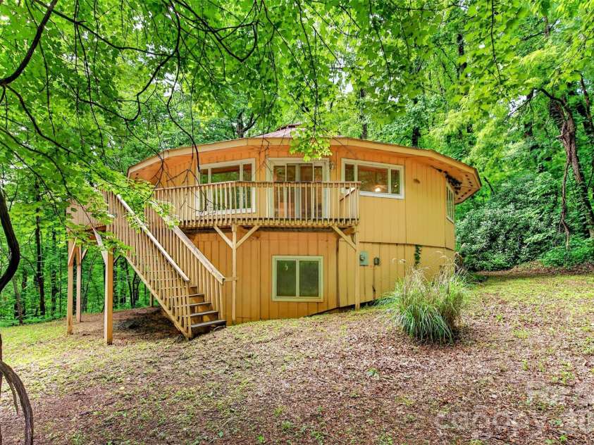 1614 Gateway Parkway, Old Fort, NC 28762.  MLS# CAR4390066, YatesRealty ID 28982. 