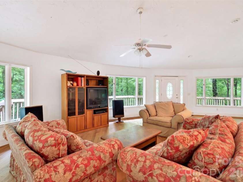 1614 Gateway Parkway, Old Fort, NC 28762.  MLS# CAR4390066, YatesRealty ID 28982. 