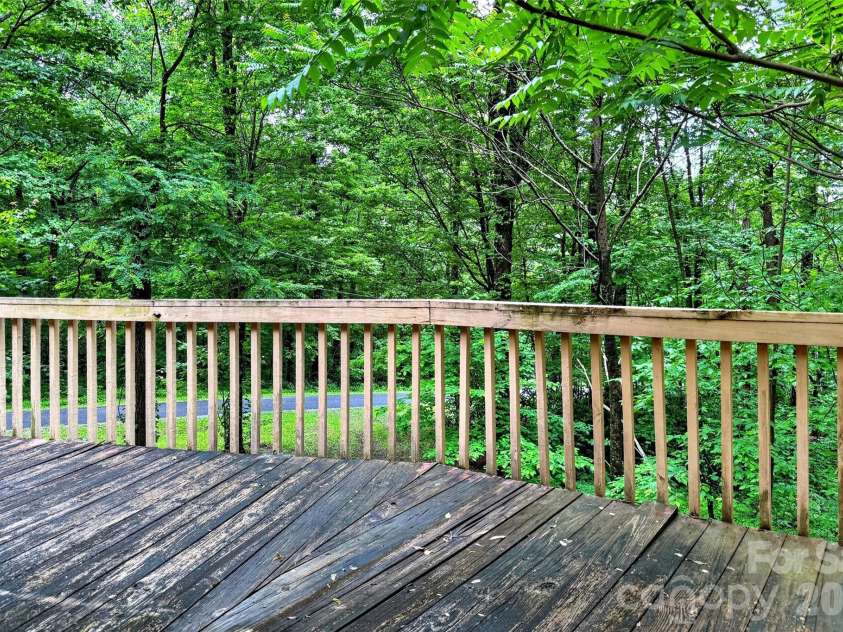 1614 Gateway Parkway, Old Fort, NC 28762.  MLS# CAR4390066, YatesRealty ID 28982. 