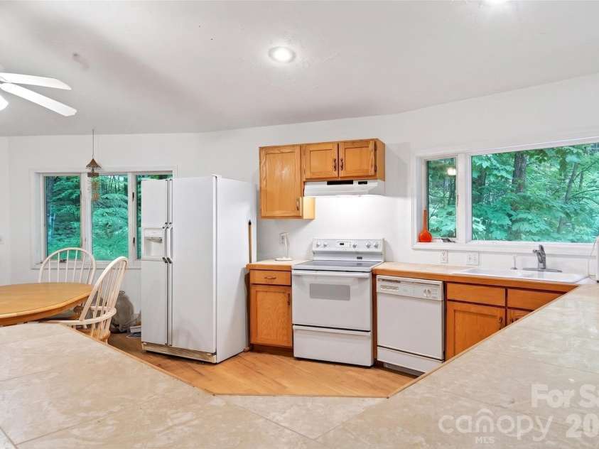 1614 Gateway Parkway, Old Fort, NC 28762.  MLS# CAR4390066, YatesRealty ID 28982. 
