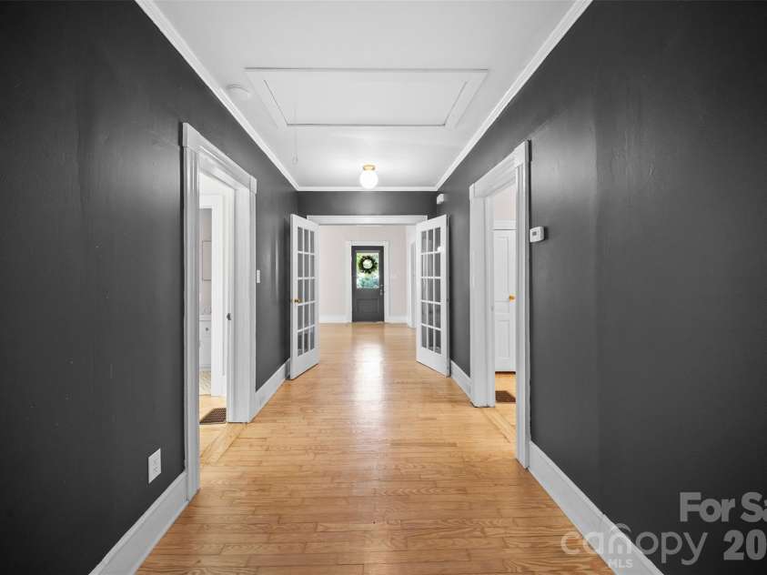 825 Montgomery Avenue, Albemarle, NC 28001.  MLS# CAR4391295, YatesRealty ID 28983. 