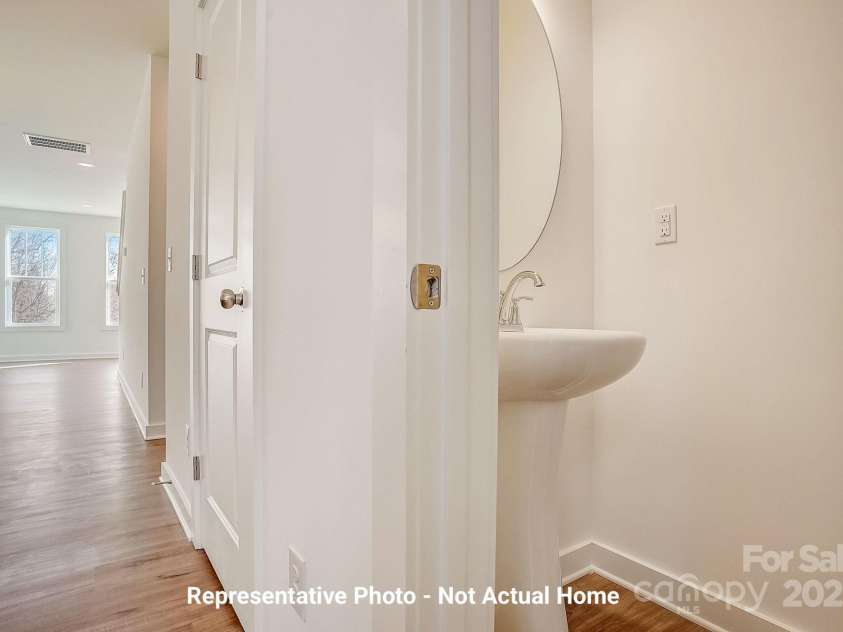 9929 Ansonborough Square, Huntersville, NC 28078.  MLS# CAR4283931, YatesRealty ID 28983. Half Bath-Cambridge Plan