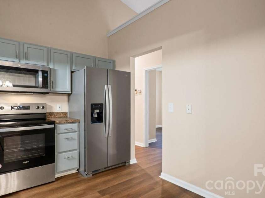 5322 Chinemist Court, Charlotte, NC 28269.  MLS# CAR4391015, YatesRealty ID 28984. 
