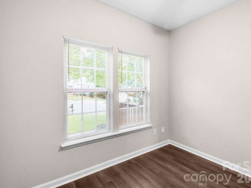 5322 Chinemist Court, Charlotte, NC 28269.  MLS# CAR4391015, YatesRealty ID 28984. 