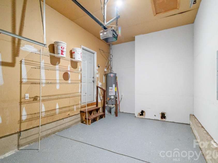 5322 Chinemist Court, Charlotte, NC 28269.  MLS# CAR4391015, YatesRealty ID 28984. 