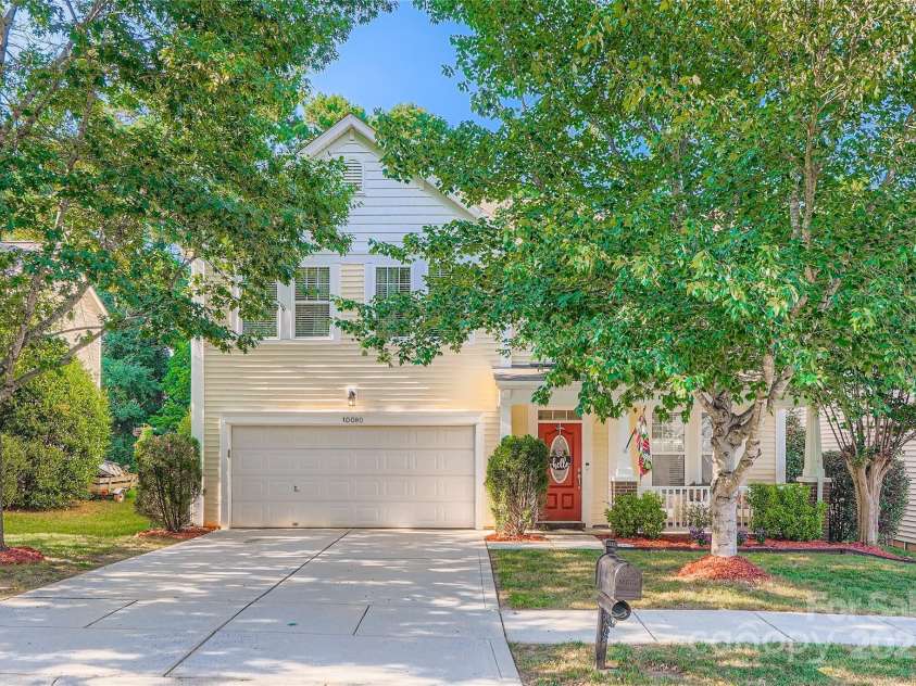 10080 Paisley Drive, Charlotte, NC 28269.  MLS# CAR4284559, YatesRealty ID 28985. 