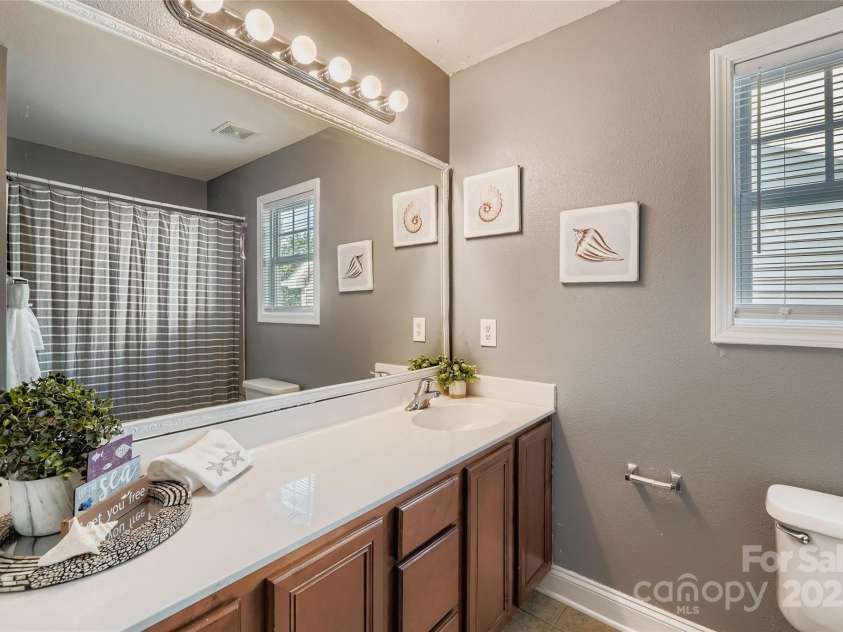 10080 Paisley Drive, Charlotte, NC 28269.  MLS# CAR4284559, YatesRealty ID 28985. 