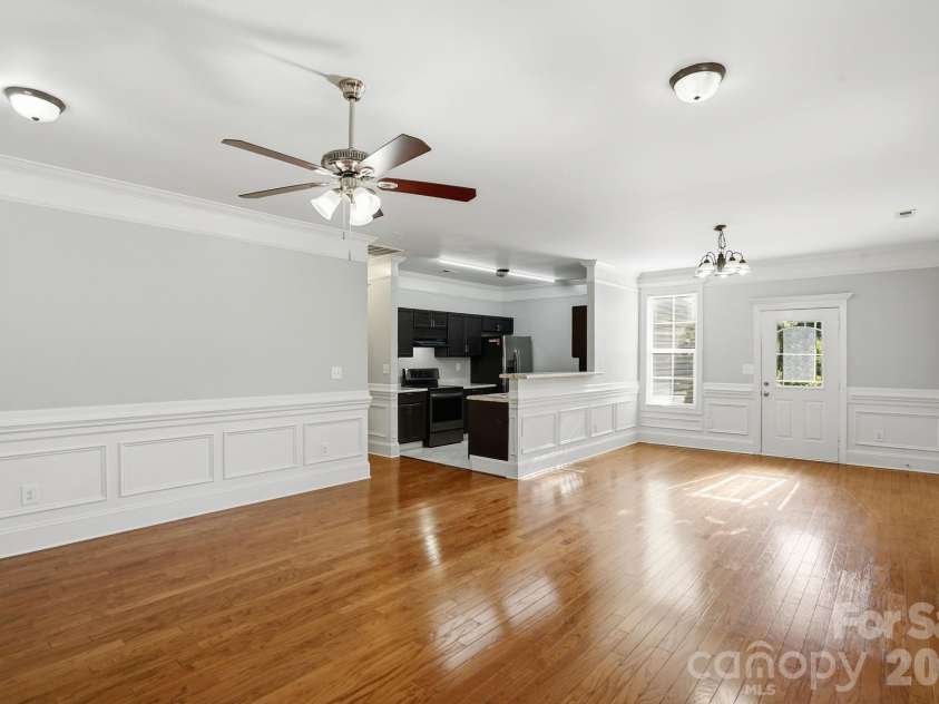 411 Sullivan Street, Gastonia, NC 28052.  MLS# CAR4389625, YatesRealty ID 28985. 