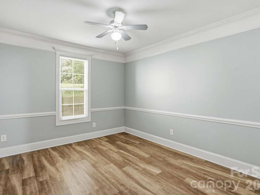 411 Sullivan Street, Gastonia, NC 28052.  MLS# CAR4389625, YatesRealty ID 28985. 