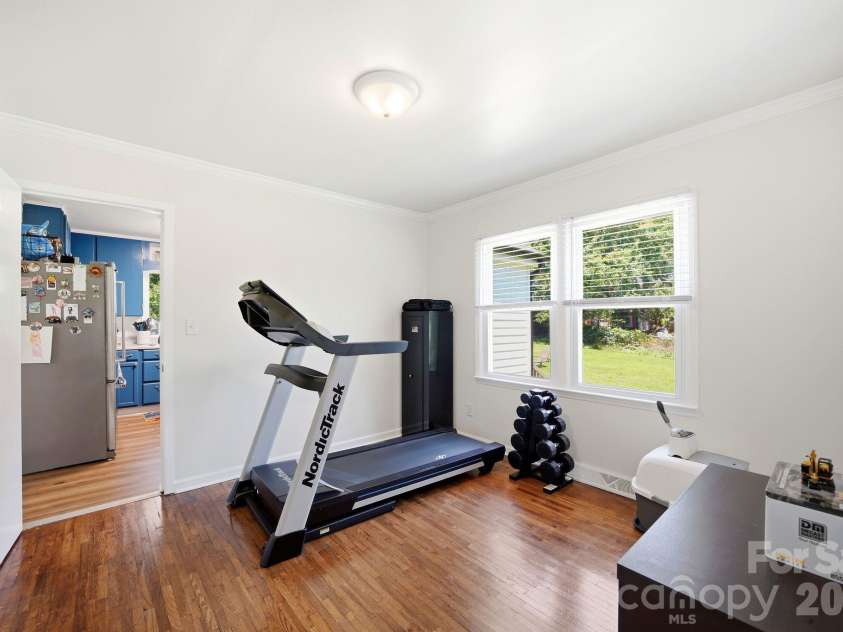 2732 Long Avenue, Gastonia, NC 28054.  MLS# CAR4390822, YatesRealty ID 28986. 