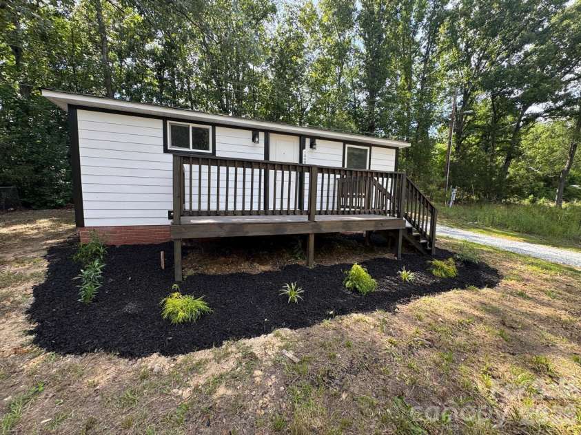 1666 Kim Street, Lancaster, SC 29720.  MLS# CAR4386556, YatesRealty ID 28987. 