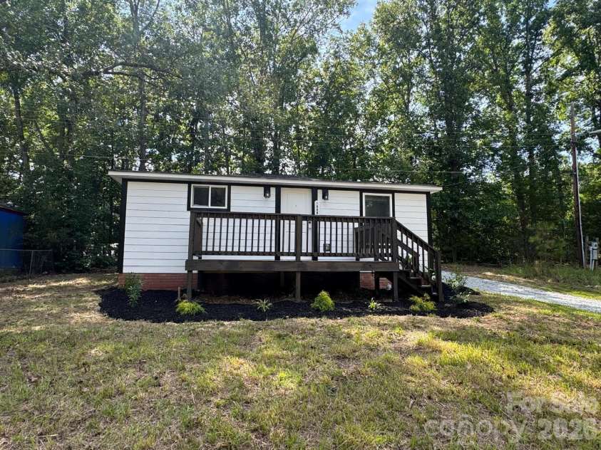 1666 Kim Street, Lancaster, SC 29720.  MLS# CAR4386556, YatesRealty ID 28987. 