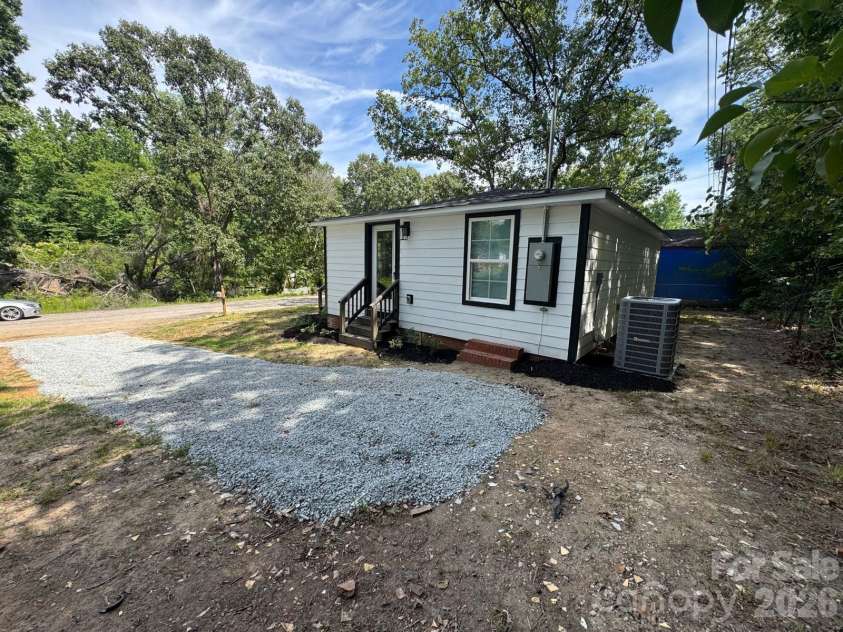 1666 Kim Street, Lancaster, SC 29720.  MLS# CAR4386556, YatesRealty ID 28987. 