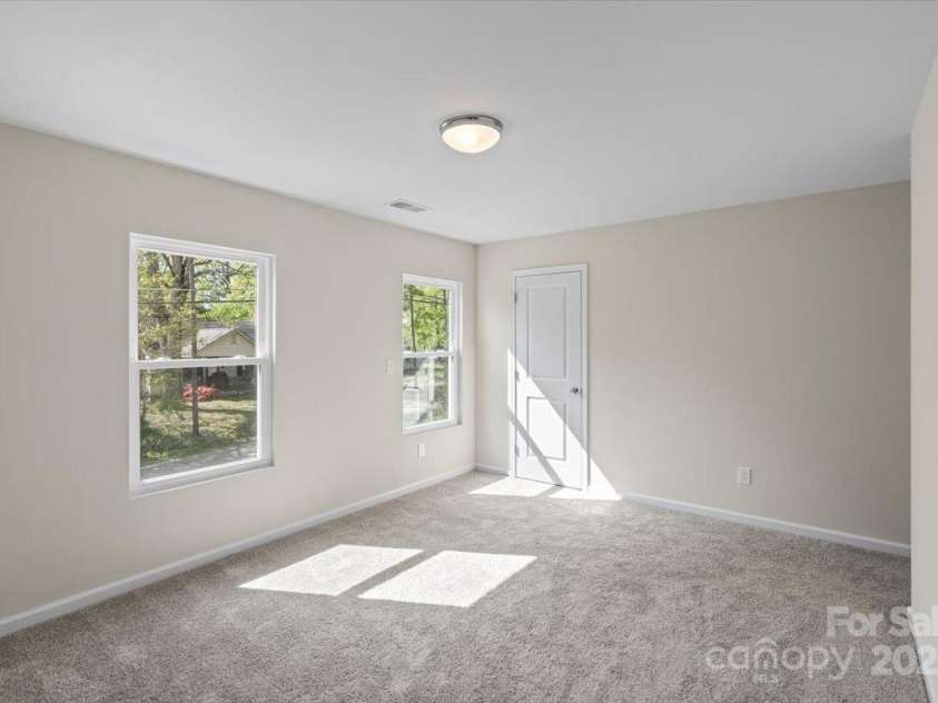 808 Carolyn Avenue, Kannapolis, NC 28083.  MLS# CAR4248601, YatesRealty ID 28987. Primary Bedroom