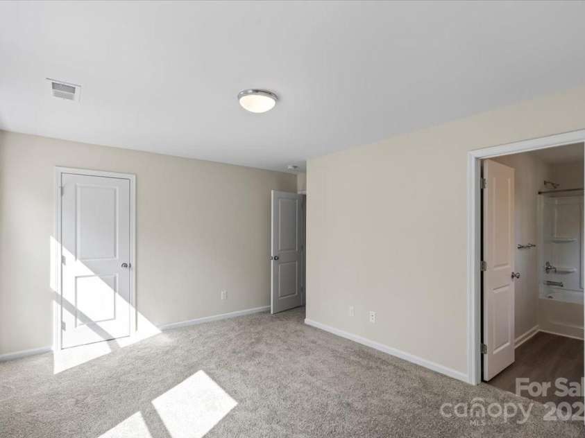 808 Carolyn Avenue, Kannapolis, NC 28083.  MLS# CAR4248601, YatesRealty ID 28987. Primary Bedroom