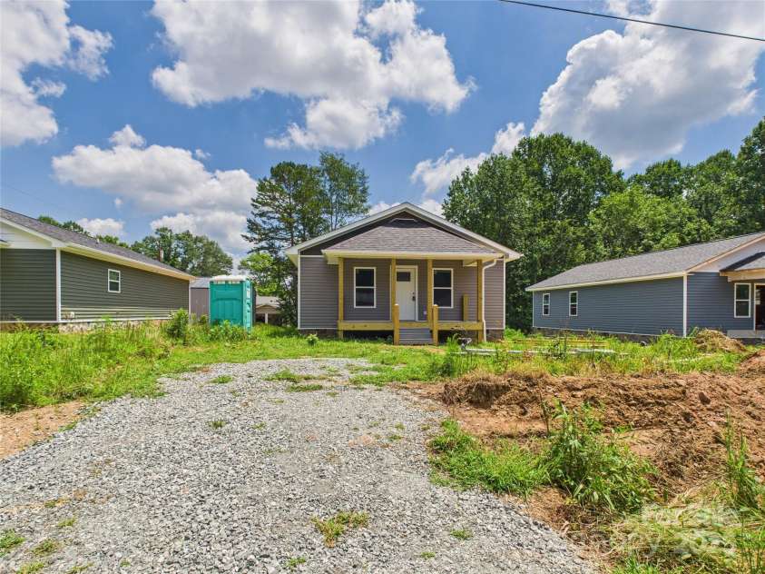 251 Hauss Ridge Road, Valdese, NC 28690.  MLS# CAR4285106, YatesRealty ID 28989. 